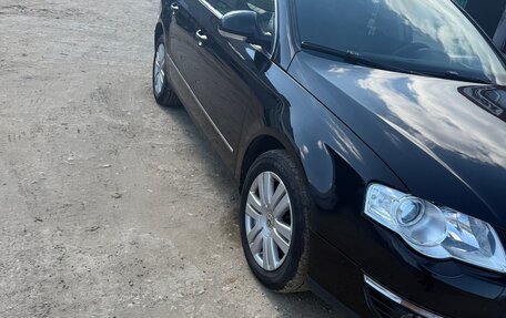 Volkswagen Passat B6, 2007 год, 620 000 рублей, 2 фотография