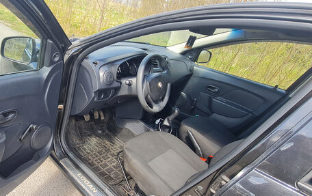 Renault Logan II, 2018 год, 749 000 рублей, 9 фотография