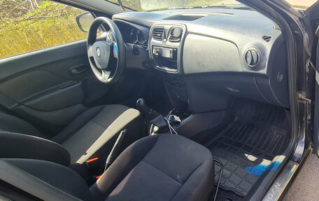 Renault Logan II, 2018 год, 749 000 рублей, 13 фотография