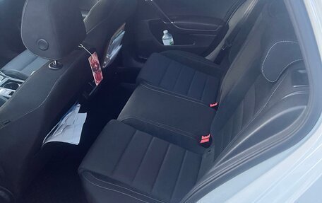 Volkswagen Golf R VII, 2019 год, 3 300 000 рублей, 7 фотография