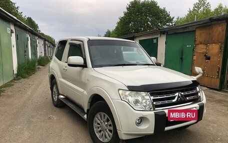 Mitsubishi Pajero IV, 2010 год, 1 850 000 рублей, 6 фотография
