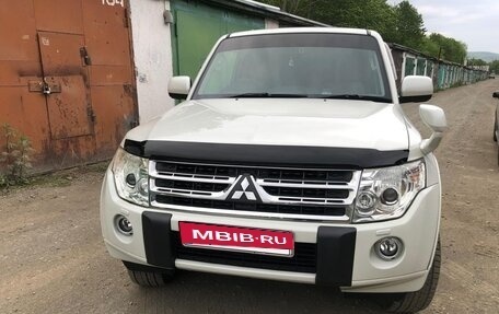 Mitsubishi Pajero IV, 2010 год, 1 850 000 рублей, 5 фотография