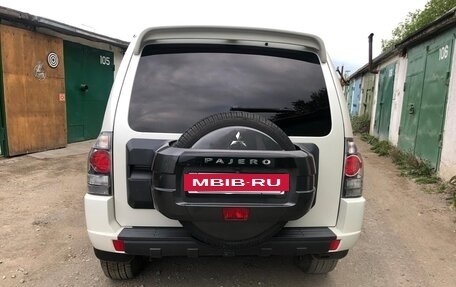 Mitsubishi Pajero IV, 2010 год, 1 850 000 рублей, 4 фотография