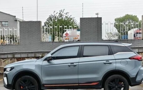 Geely Atlas I, 2022 год, 1 480 000 рублей, 8 фотография