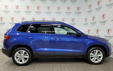 Skoda Karoq I, 2021 год, 2 200 000 рублей, 4 фотография