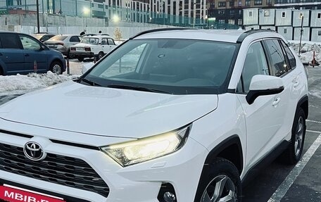 Toyota RAV4, 2022 год, 3 100 000 рублей, 6 фотография