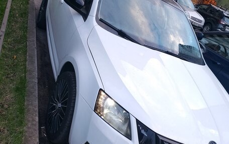 Skoda Octavia, 2018 год, 1 330 000 рублей, 17 фотография