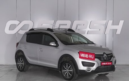 Renault Sandero II рестайлинг, 2015 год, 1 020 000 рублей, 1 фотография