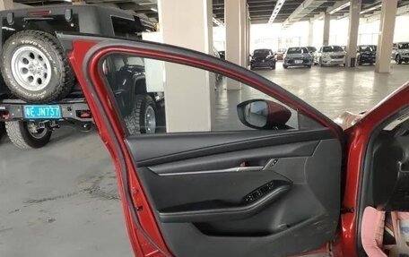 Mazda 3, 2020 год, 1 650 000 рублей, 18 фотография