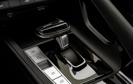 Hyundai Elantra, 2023 год, 2 290 000 рублей, 13 фотография
