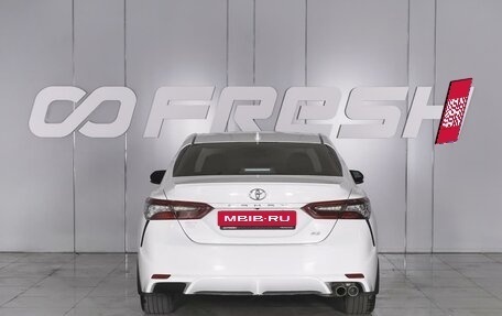 Toyota Camry, 2020 год, 3 150 000 рублей, 4 фотография