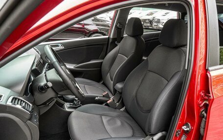 Hyundai Solaris II рестайлинг, 2016 год, 1 050 000 рублей, 10 фотография