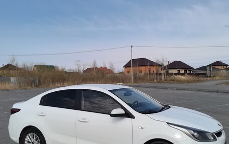 KIA Rio IV, 2019 год, 1 550 000 рублей, 6 фотография