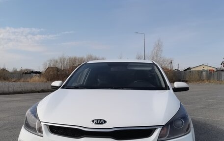 KIA Rio IV, 2019 год, 1 550 000 рублей, 3 фотография