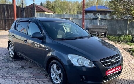 KIA cee'd I рестайлинг, 2008 год, 650 000 рублей, 1 фотография