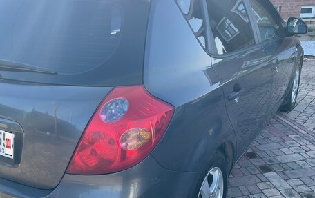KIA cee'd I рестайлинг, 2008 год, 650 000 рублей, 13 фотография