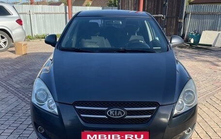 KIA cee'd I рестайлинг, 2008 год, 650 000 рублей, 2 фотография