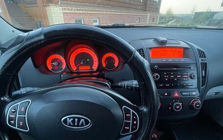 KIA cee'd I рестайлинг, 2008 год, 650 000 рублей, 31 фотография