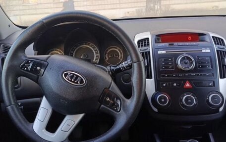 KIA cee'd I рестайлинг, 2010 год, 590 000 рублей, 6 фотография