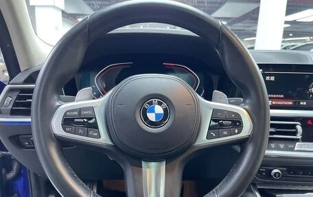 BMW 3 серия, 2021 год, 2 800 000 рублей, 14 фотография