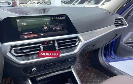 BMW 3 серия, 2021 год, 2 800 000 рублей, 15 фотография