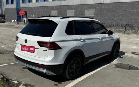 Volkswagen Tiguan II, 2020 год, 2 900 000 рублей, 4 фотография