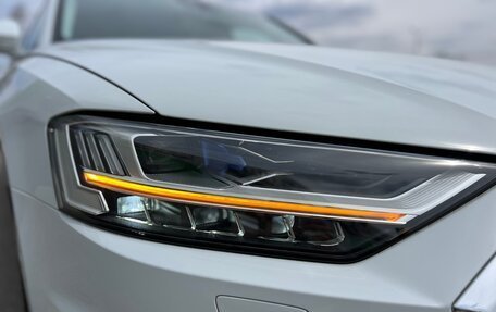 Audi A8, 2018 год, 7 888 888 рублей, 10 фотография