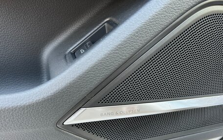 Audi A8, 2018 год, 7 888 888 рублей, 24 фотография