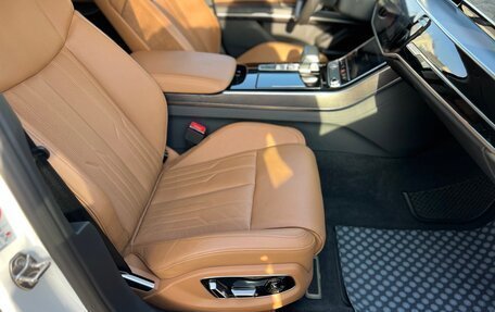 Audi A8, 2018 год, 7 888 888 рублей, 23 фотография
