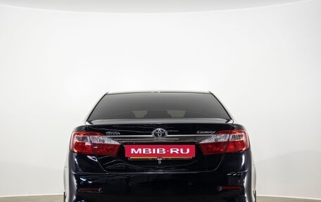 Toyota Camry, 2014 год, 1 629 000 рублей, 5 фотография