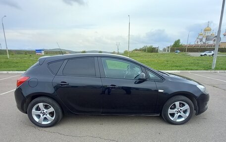 Opel Astra J, 2013 год, 950 000 рублей, 7 фотография
