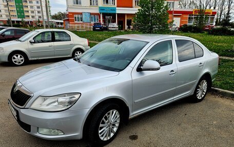 Skoda Octavia, 2011 год, 790 000 рублей, 2 фотография