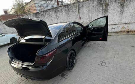 Hyundai Sonata VI, 2010 год, 1 150 000 рублей, 3 фотография