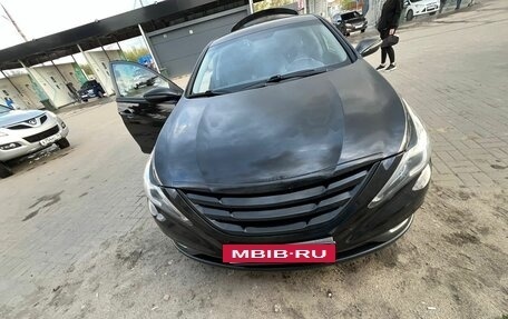 Hyundai Sonata VI, 2010 год, 1 150 000 рублей, 10 фотография