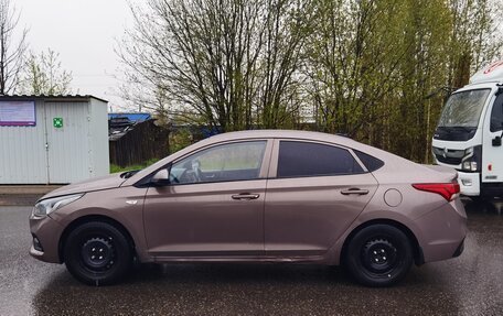Hyundai Solaris II рестайлинг, 2018 год, 880 000 рублей, 7 фотография