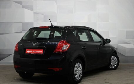 KIA cee'd I рестайлинг, 2011 год, 825 000 рублей, 7 фотография