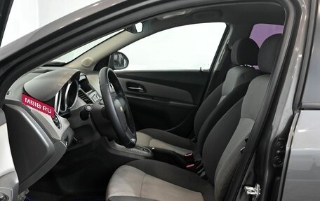 Chevrolet Cruze II, 2010 год, 890 000 рублей, 9 фотография
