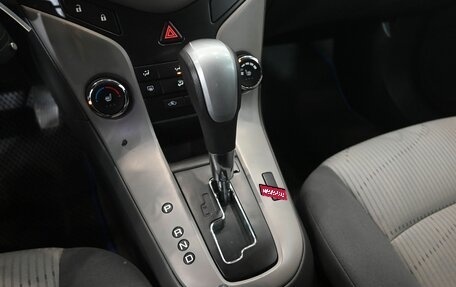 Chevrolet Cruze II, 2010 год, 890 000 рублей, 14 фотография