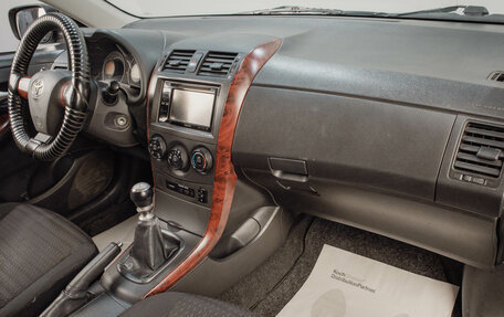 Toyota Corolla, 2011 год, 1 049 000 рублей, 9 фотография