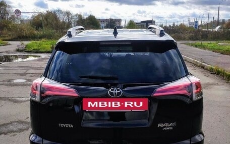 Toyota RAV4, 2017 год, 2 700 000 рублей, 4 фотография
