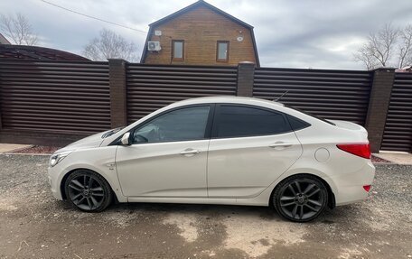 Hyundai Solaris II рестайлинг, 2015 год, 1 200 000 рублей, 8 фотография