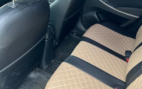 Hyundai Solaris II рестайлинг, 2015 год, 1 200 000 рублей, 12 фотография