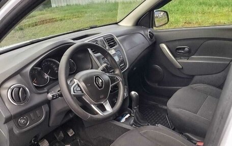 Renault Sandero II рестайлинг, 2019 год, 1 300 000 рублей, 6 фотография