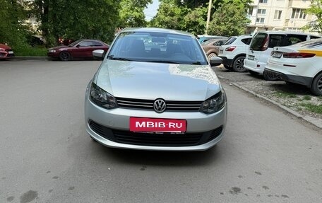Volkswagen Polo VI (EU Market), 2013 год, 1 150 000 рублей, 2 фотография