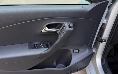 Volkswagen Polo VI (EU Market), 2013 год, 1 150 000 рублей, 13 фотография