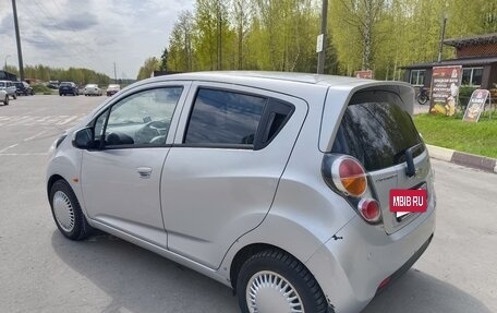 Chevrolet Spark III, 2011 год, 650 000 рублей, 4 фотография
