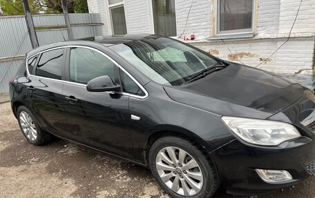Opel Astra J, 2010 год, 760 000 рублей, 2 фотография
