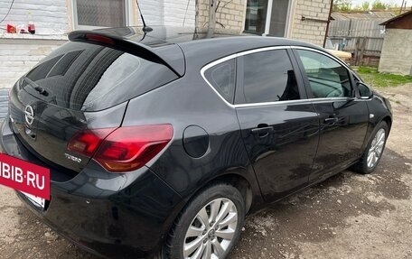 Opel Astra J, 2010 год, 760 000 рублей, 4 фотография