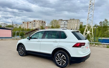 Volkswagen Tiguan II, 2018 год, 2 030 000 рублей, 8 фотография