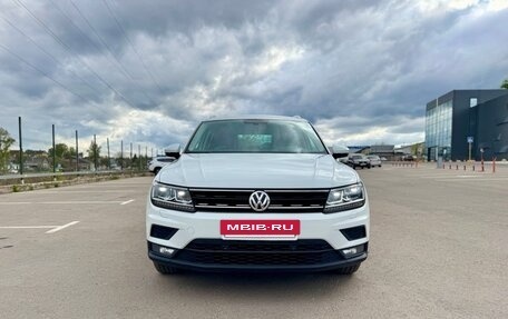 Volkswagen Tiguan II, 2018 год, 2 030 000 рублей, 5 фотография